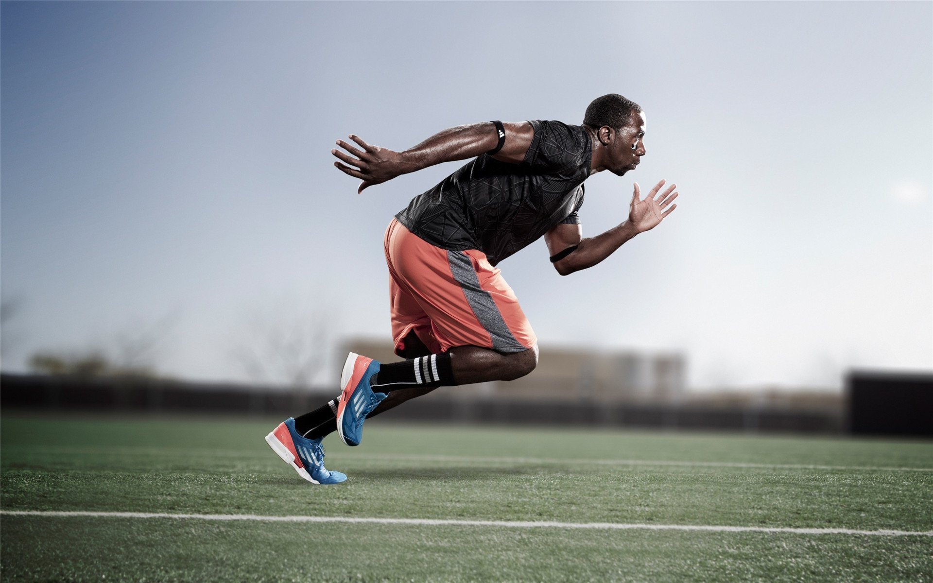 世界杯:退役国脚纷纷开设线上训练课程 利用热度传授经验